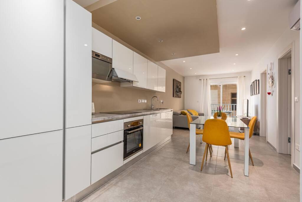 Sliema Smart Seaview Apartment Eksteriør billede